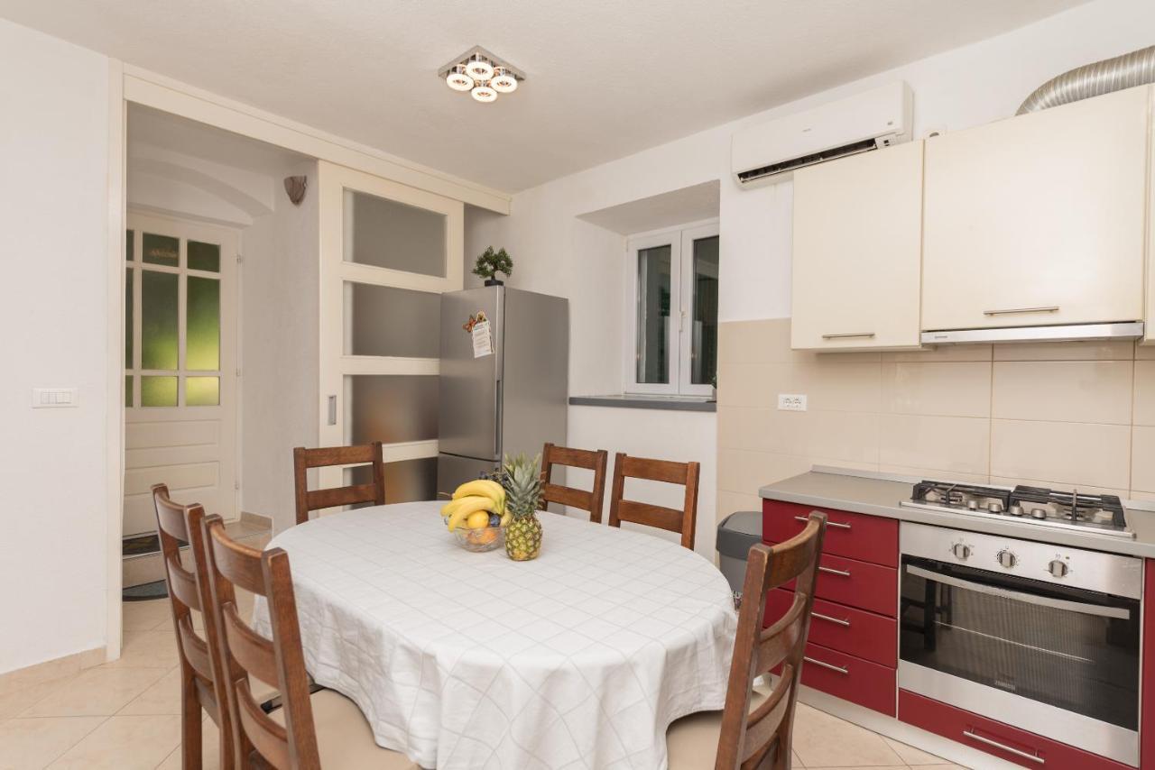 Apartment Alen Makarska Ngoại thất bức ảnh